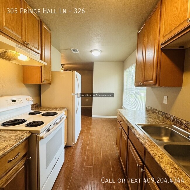 Photo - 305 Prince Hall Ln Unidad 326