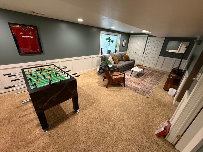 Photo - 676 E Howard Dr Unit Basement Apartment