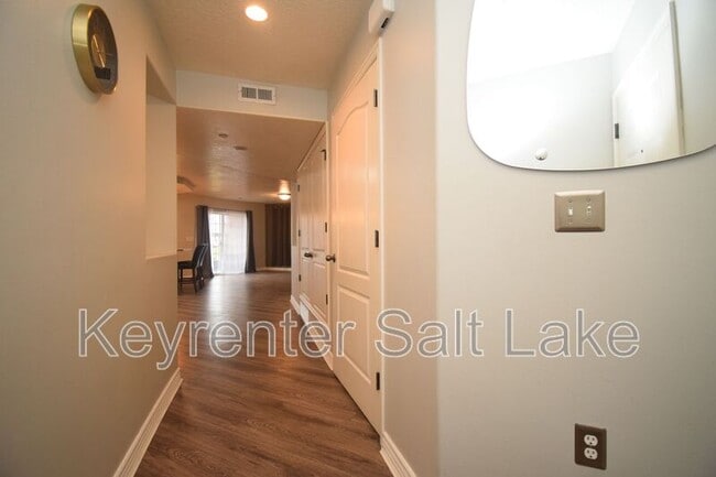 Photo - 184 Spencer Peak Way Unit #C2