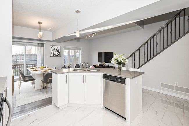 Photo - Wonderland Path