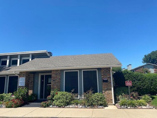 Photo - 1679 S State Hwy 121 Unidad c2