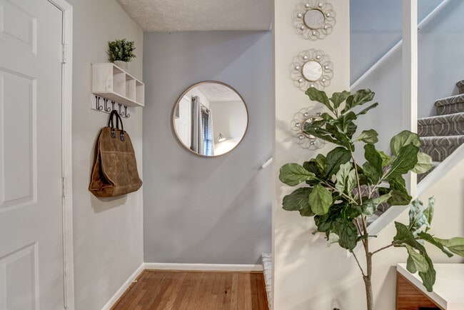 Photo - 203 Buck Cove Terrace