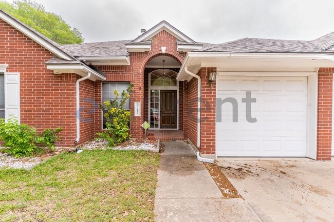 Building Photo - 1215 Timber Bend Dr