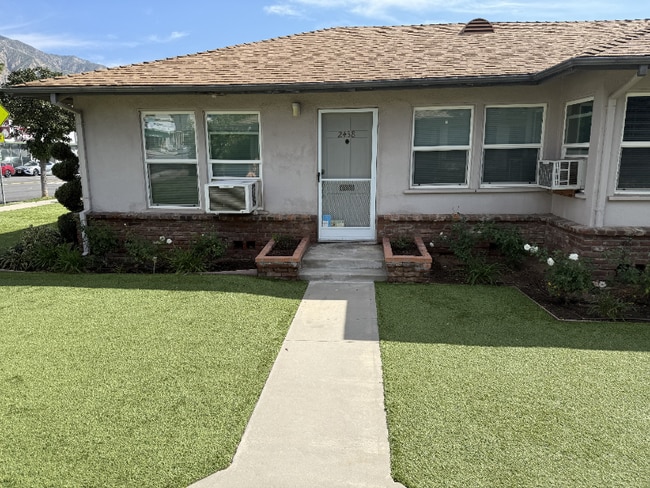 Photo - 2438 E Washington Blvd Unidad 2438