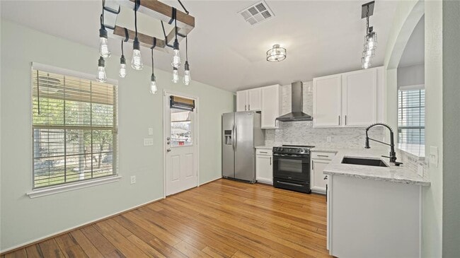 Photo - 5825 Nelson Oaks Dr