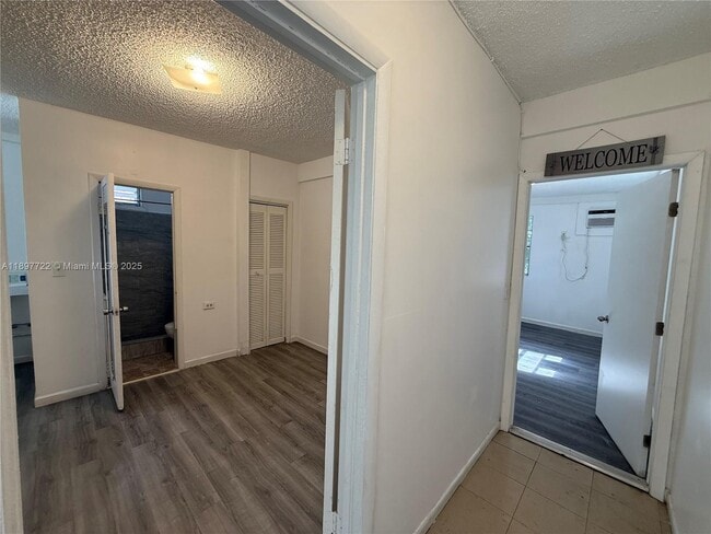 Photo - 552 NW 1st St Unidad 3