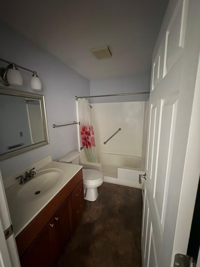 Photo - 24184 Gundy Dr Unidad -24
