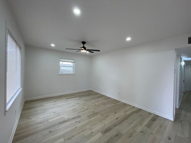Photo - Fresh, Fun, 3-bed, 1-bath Lamesa Home