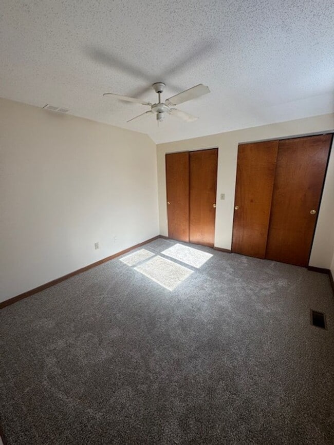 Photo - 2007 Hillside Ave