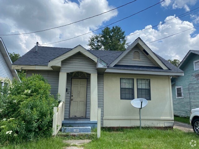 Building Photo - 2909 Laurel St Rental