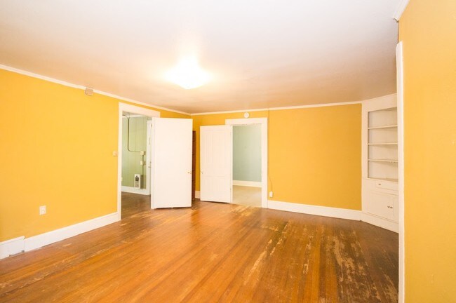 Photo - 433 SW 5th St