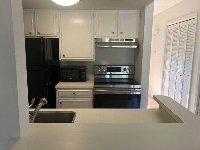 Photo - 800 St Andrews Dr Unit 231