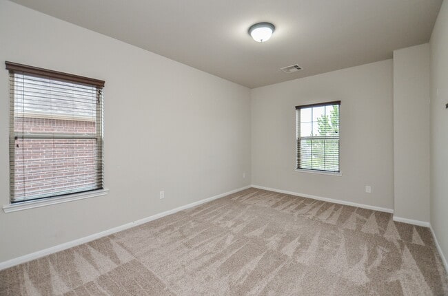 Building Photo - 3435 Pennington Trace Dr