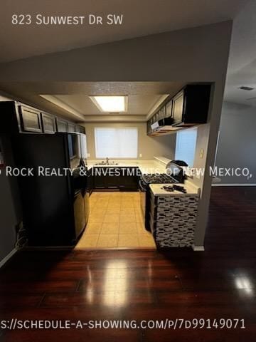 Photo - 823 Sunwest Dr SW