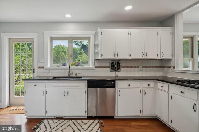 Photo - 2016 Bethel Rd