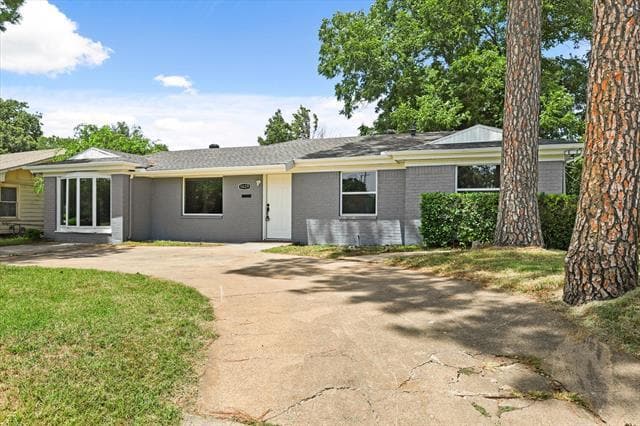 Photo - 5629 Maceo Ln