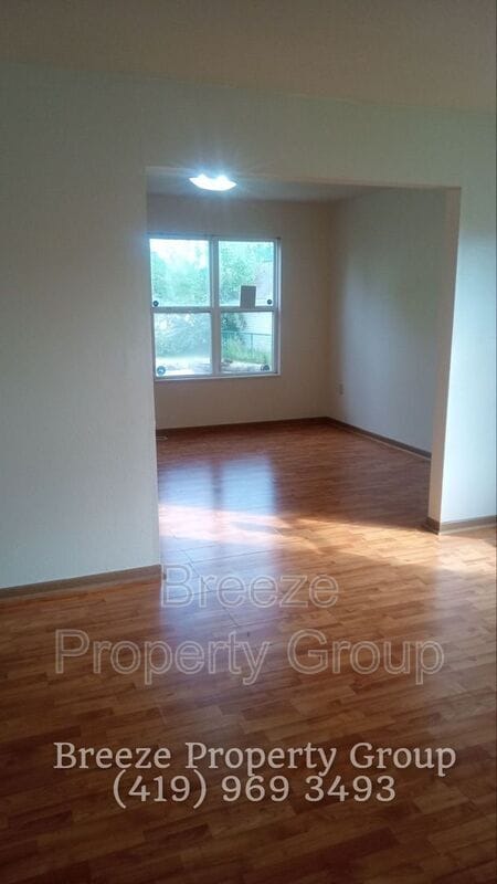 Photo - 914 E Bancroft St