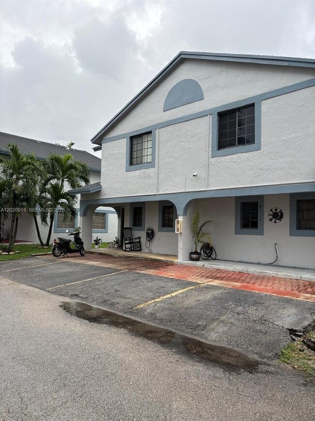 Photo - 1405 SW 122nd Ave