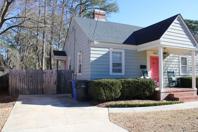 Photo - 1804 Anderson St NW