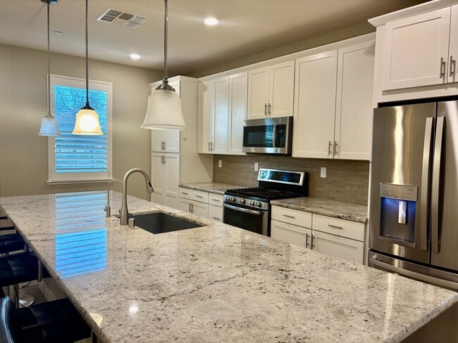 Photo - Must see beautiful and large Townhome in Dublin- Close to Everything!