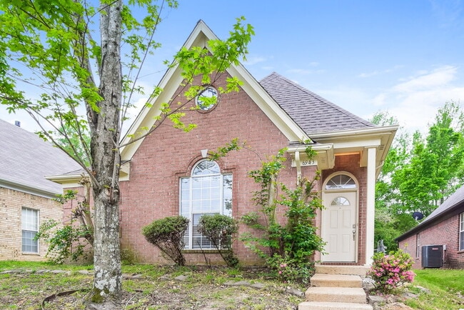 Photo - 6943 Parkbrook Ln