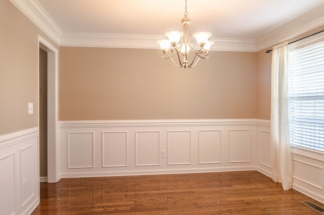 Photo - Pet Friendly Three Bedroom with Bonus!