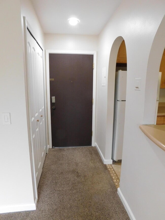 Photo - 32005 W 12 Mile Rd Unit 206