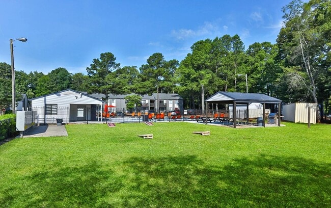 Photo - The Cove at Fairforest Apartments