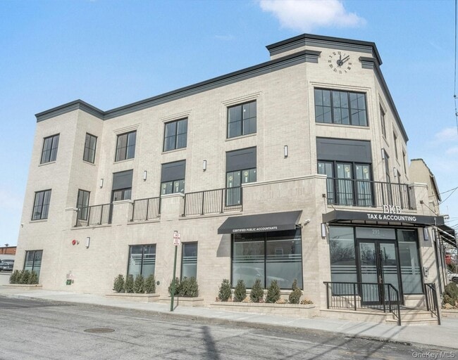 Photo - 291 Main St Unit 2A