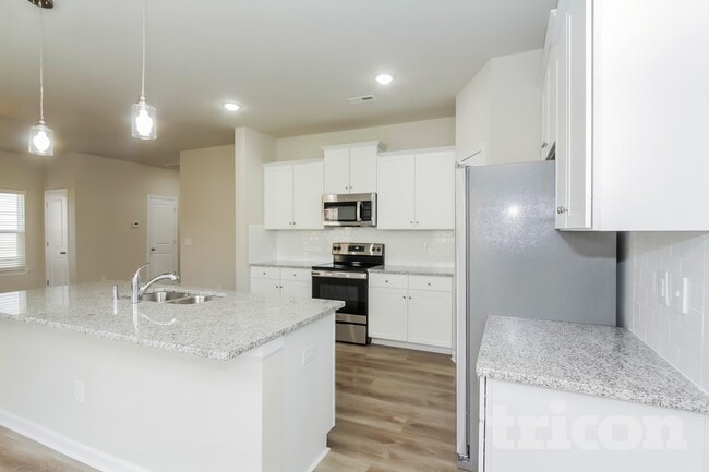 Photo - 111 Spring Knoll Dr