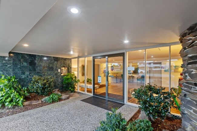 Photo - 1Bd/1Ba Edmonds Condo Unit 106