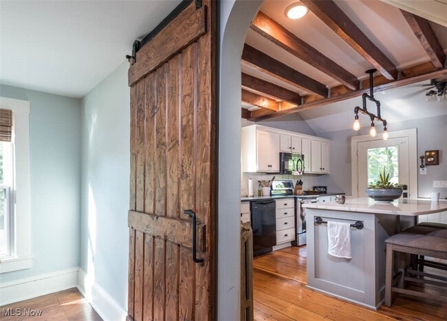 Building Photo - 6287 Riverview Rd