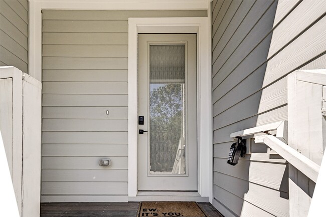 Photo - 1302 W 24th St