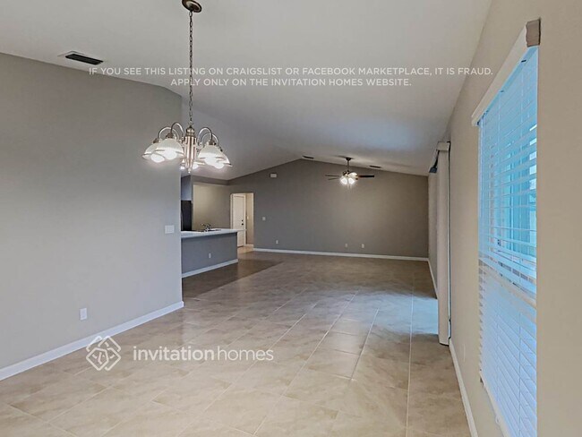 Photo - 365 SW Ridgecrest Dr