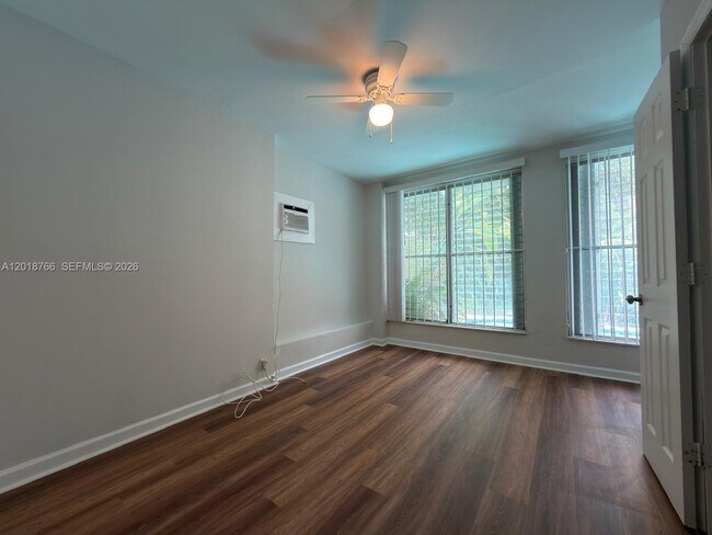 Photo - 8335 NE 3rd Ave Unit 3