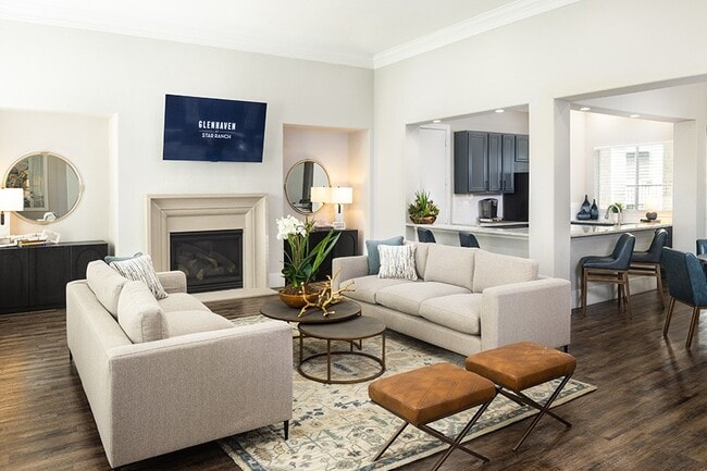 Oficina de arrendamiento - Glenhaven at Star Ranch