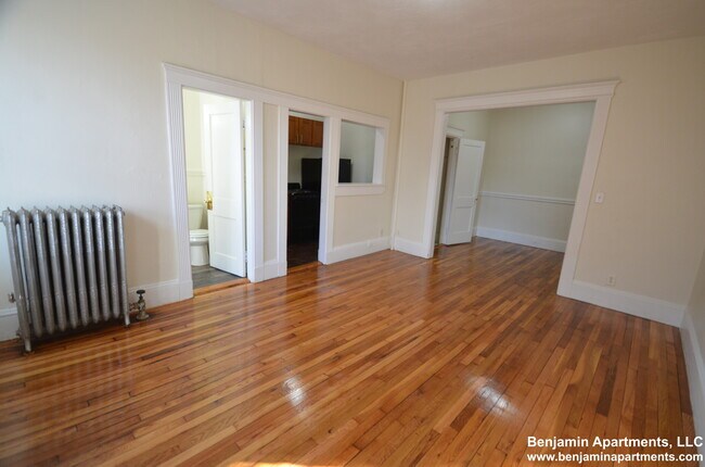 Photo - 1334 Commonwealth Ave Unidad 18