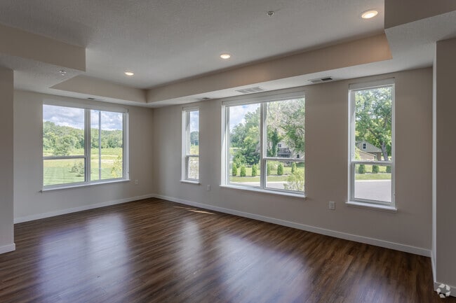 2BR, 2BA - 1,211SF - Living Room