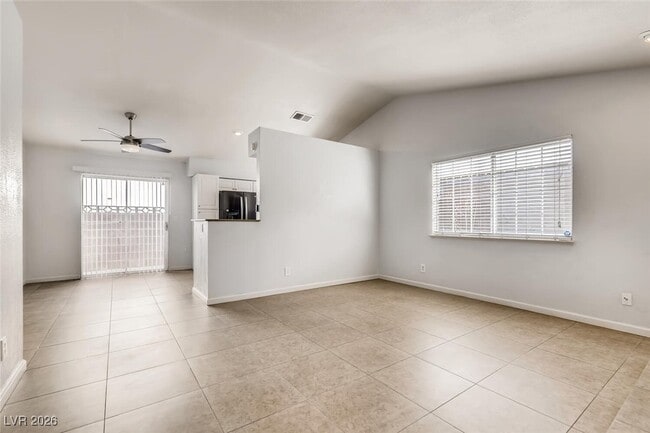 Photo - 1960 Whiton St