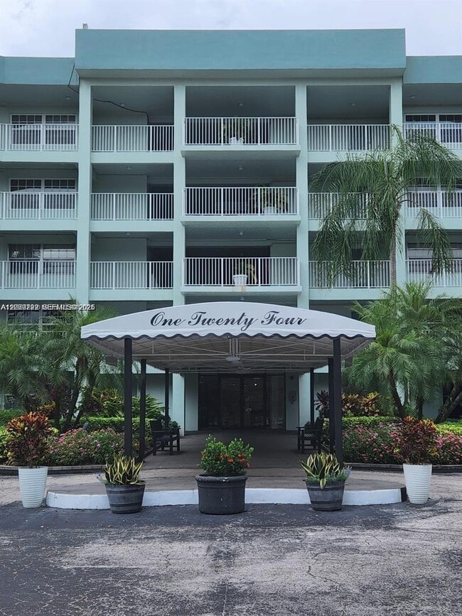 Building Photo - 806 Cypress Grove Ln Unit 403