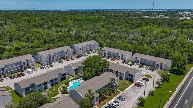 Building Photo - 2625 FL-590 Unit 724