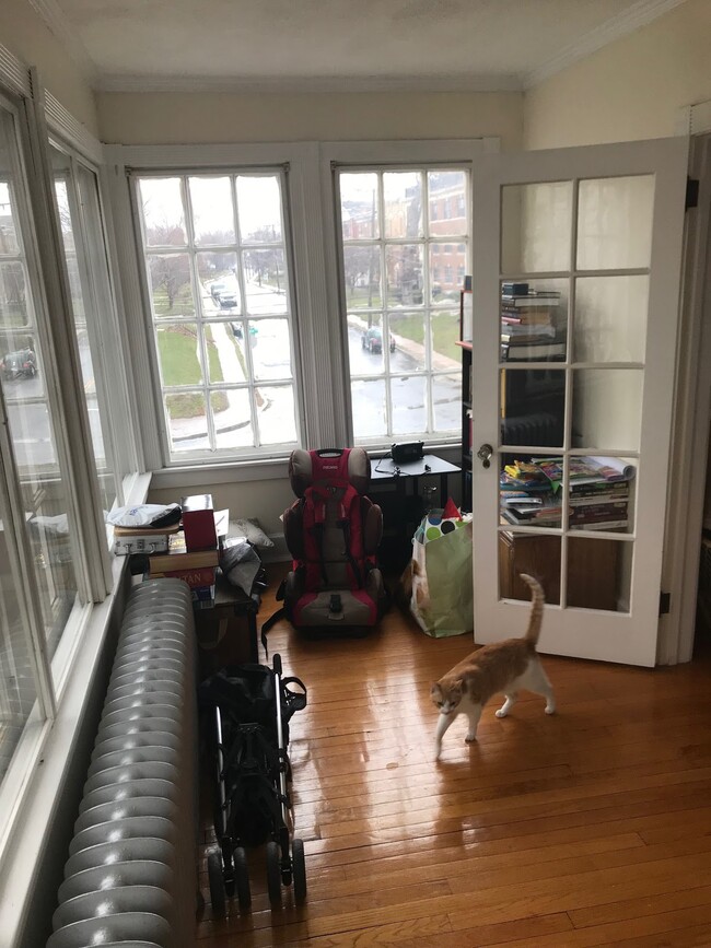 Photo - 883 Farmington Ave Unit 1