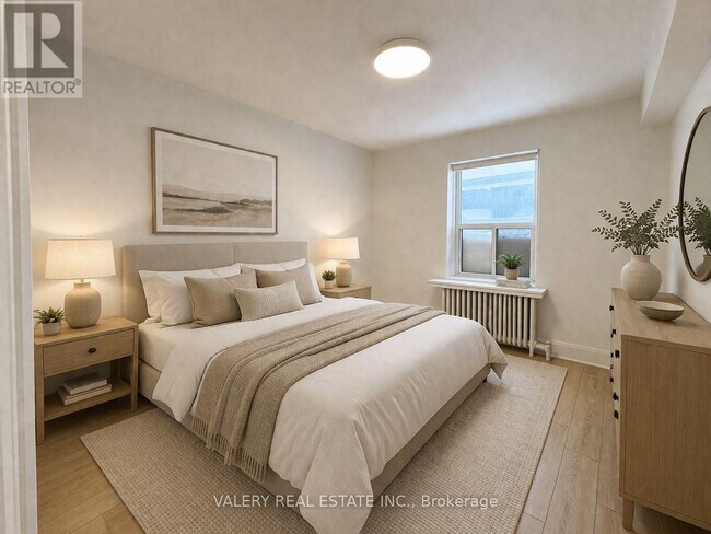 Photo - 2404 Queen St E Unit 35