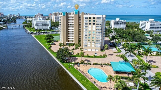 25 Bluebill Ave Unit 301