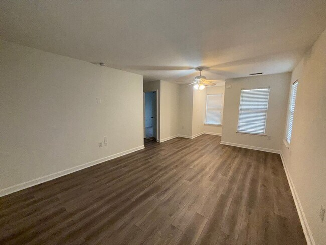 Photo - 2145 Pavilion Ct Unit 2145 Pavilion Court