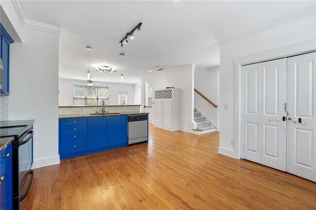 Photo - 790 Liberty Commons Dr NW