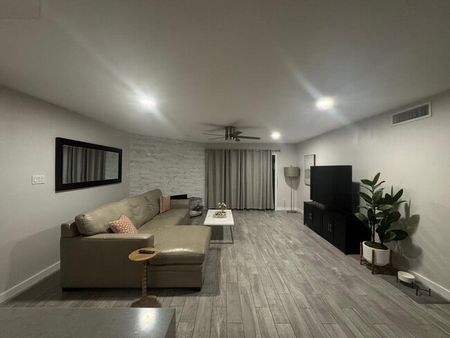 Building Photo - 7950 E Starlight Way Unit 143