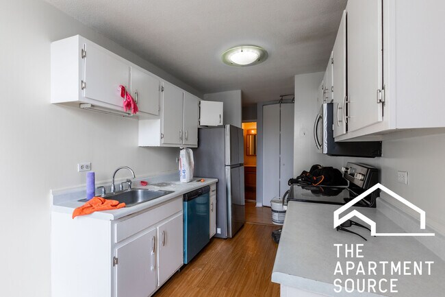 Photo - 5100 N Marine Dr Condo Unit 7L