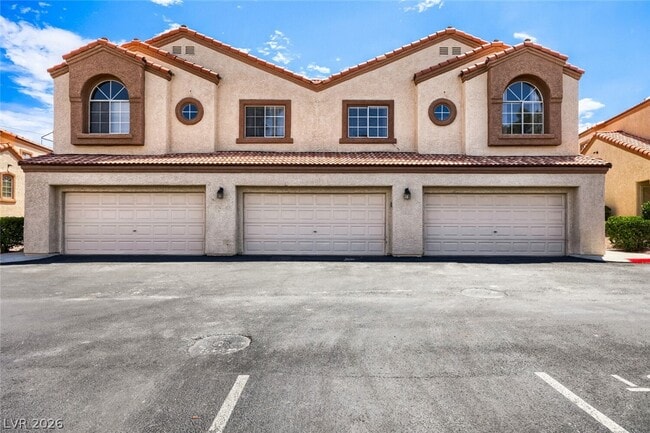 Building Photo - 8301 Boseck Dr Unit 232