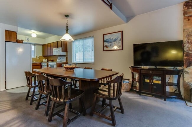 Photo - 3298 E Fort Union Blvd